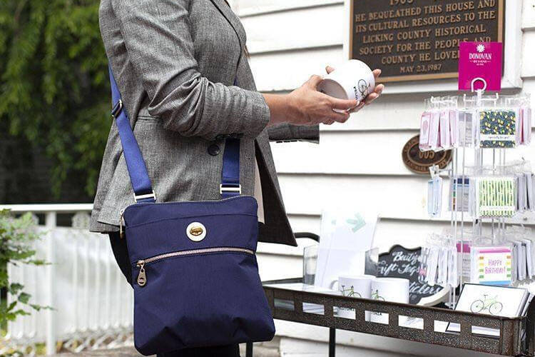 Replacing Your Purse and Everything in it: What’s the Cost and How You Can Be Prepared