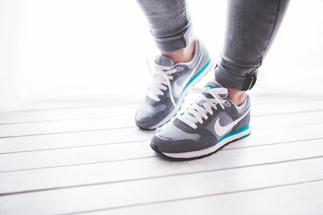 walking in nikes